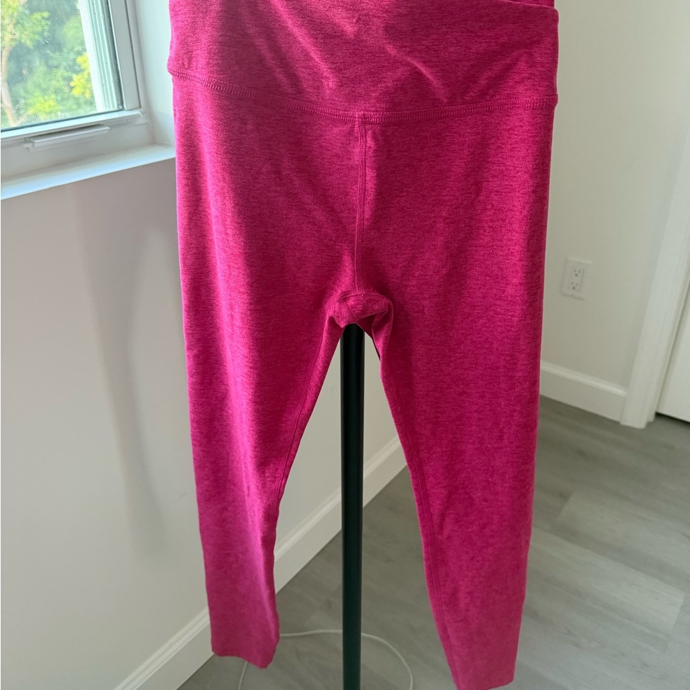 Beyond Yoga Fuchsia Kids Leggings